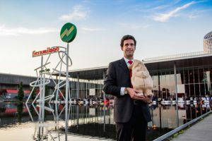 IMG CFL160002 ALBERTO MAESTRI CON PREMIO XYLEXPO 2016_8372 copia-800x533