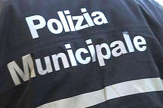 RUBA MACCHINA OPERATRICE, ARRESTATO ALGERINO
