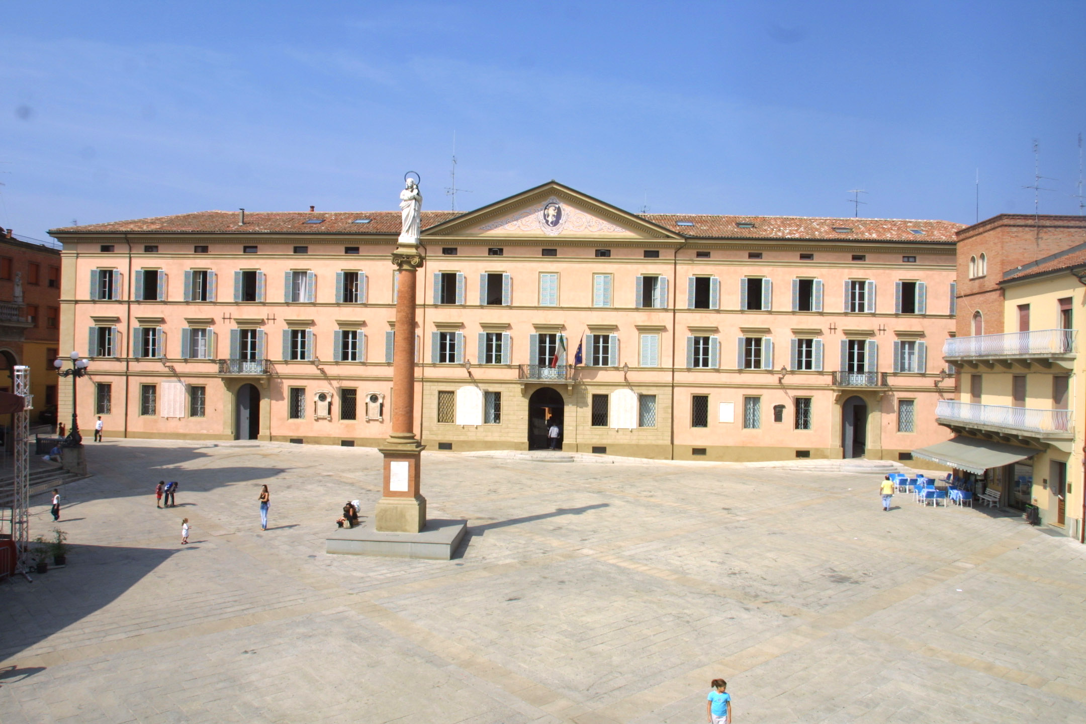 CASTELLO, PRESENTATO IL BILANCIO 2015