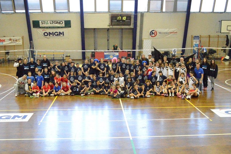 FESTA DI MINIVOLLEY NAZIONALE-VOLLEY IN MASCHERA