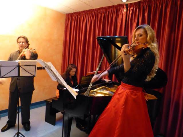CONCERTO IN ROCCA DI DOZZA “SINESTESIE PROFUMALCHEMICHE IN ACCORDO”