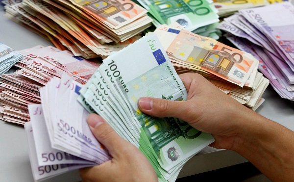 IL VALZER DELLE CONSULENZE…