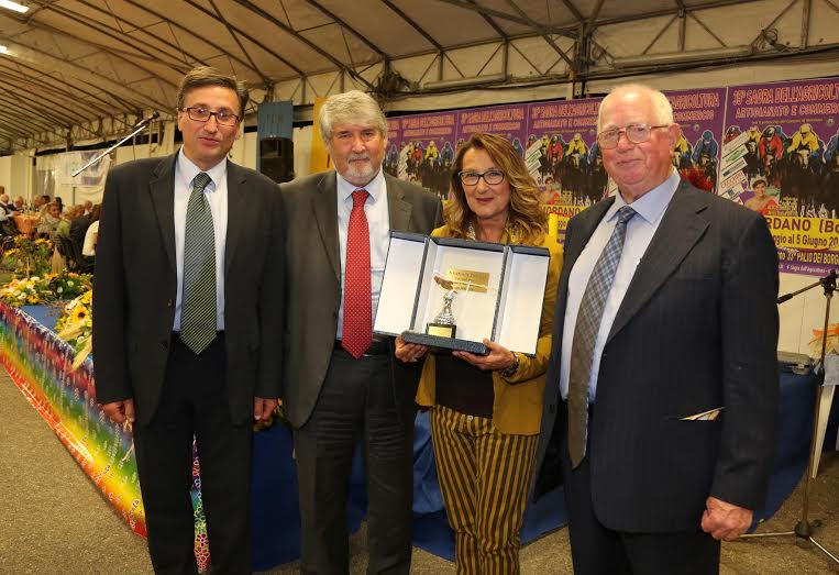 MORDANO, SAGRA DALL’AGRICOLTURA  IL PREMIO “ARATRO D’ORO” A GABRIELLA PIRAZZINI