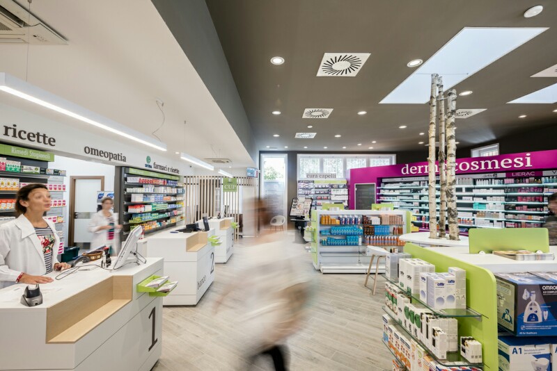 RIAPRE LA FARMACIA COMUNALE DI BUDRIO, RINNOVATA DA CEFLA E ZENITH