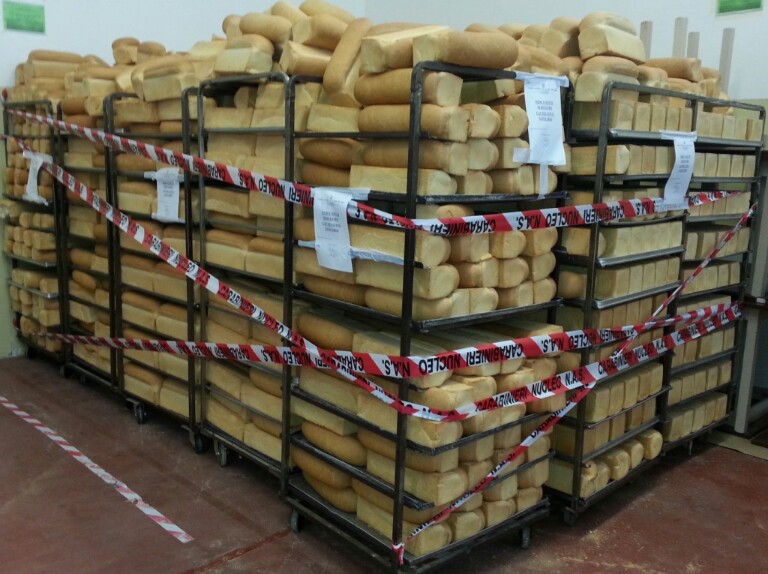 CARABINIERI DEL NAS SEQUESTRANO 17 TONNELLATE  DI TORTELLINI E CHIUDONO DUE AZIENDE ALIMENTARI PER GRAVI  CARENZE IGIENICO SANITARIE.