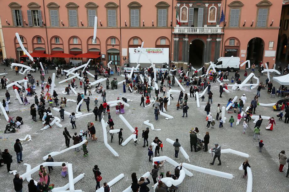 IL COSTUME DA “CAPITAN FLACONE” VINCE  IL CONCORSO “LA MASCHERA PIÙ CREATIVA”