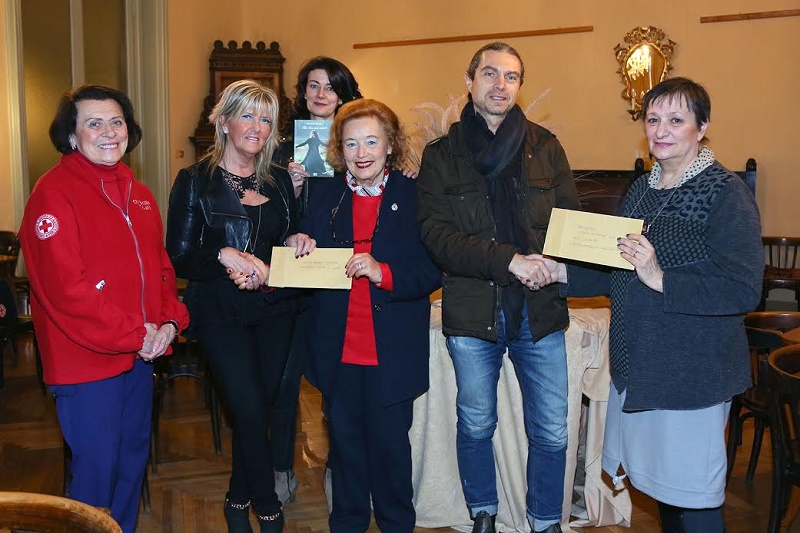 DONAZIONE ALL’UNITA’ OPERATIVA COMPLESSA DI ONCOLOGIA DELL’AUSL DI IMOLA E ALLA CROCE ROSSA ITALIANA DI IMOLA  DAL COORDINAMENTO DONNE CISAL