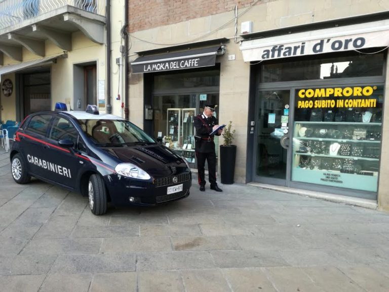 TENTATO FURTO IN GIOIELLERIA: 32ENNE ARRESTATA DAI CARABINIERI