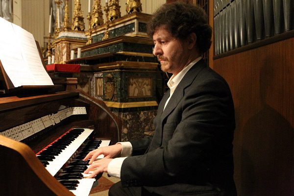 CARMINE, “MOMENTI DI MUSICA E PREGHIERA” CON IL MAESTRO CARLO FORLIVESI