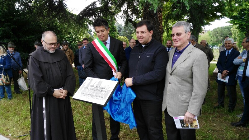 INTITOLATA LA ROTATORIA “FRATI MINORI DELL’OSSERVANZA PADRE ALESSANDRO MERCURIALI – PADRE LUIGI ZOFFOLI”
