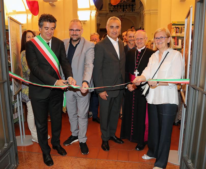 INAUGURATA OGGI LA BIBLIOTECA CHE CRESCE