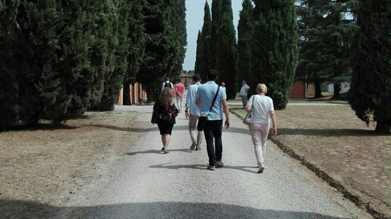 Il Gruppo consiliare Pd in visita al Cimitero del Piratello per verificare l’andamento dei lavori di riqualificazione e restauro.