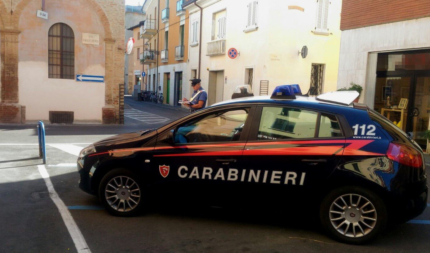 Imola, Cocaina nel centro storico: quarantaduenne arrestato dai Carabinieri.
