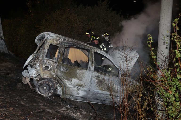 TRAGEDIA A FABBRICA (IMOLA), DONNA MUORE CARBONIZZATA