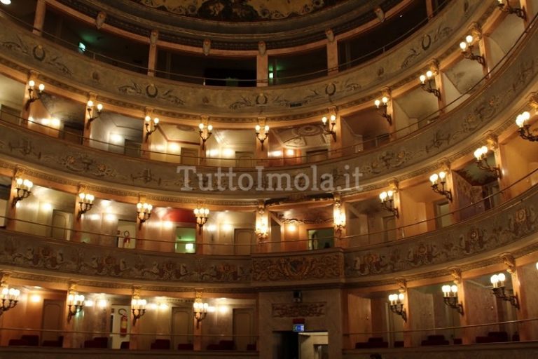TEATRO COMUNALE EBE STIGNANI CAMPAGNA ABBONAMENTI ULTIMO FINE SETTIMANA PER LE RICONFERME.