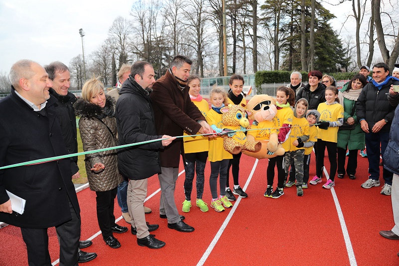 INAUGURATO L’ADEGUAMENTO DELL’IMPIANTO SPORTIVO DI ATLETICA LEGGERA POSTO ALL’INTERNO DELLO STADIO COMUNALE “ROMEO GALLI”