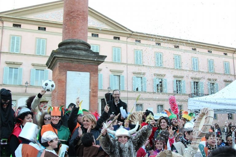 CASTEL SAN PIETRO TERME IN PREPARAZIONE IL “CARNEVALE POPOLARE”