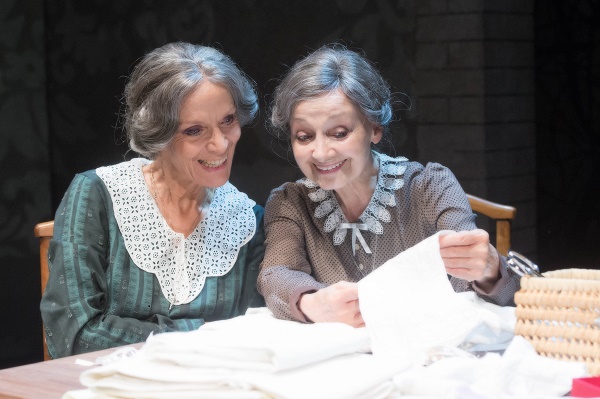LE “SORELLE MATERASSI” AL TEATRO STIGNANI DAL 31 GENNAIO – 4 FEBBRAIO