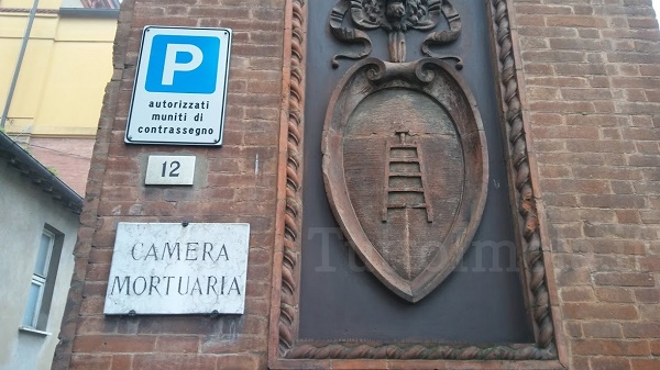 “CRITICITÀ ALLA CAMERA MORTUARIA DI IMOLA, LA DIREZIONE DELL’AUSL INTERVENGA IMMEDIATAMENTE.”