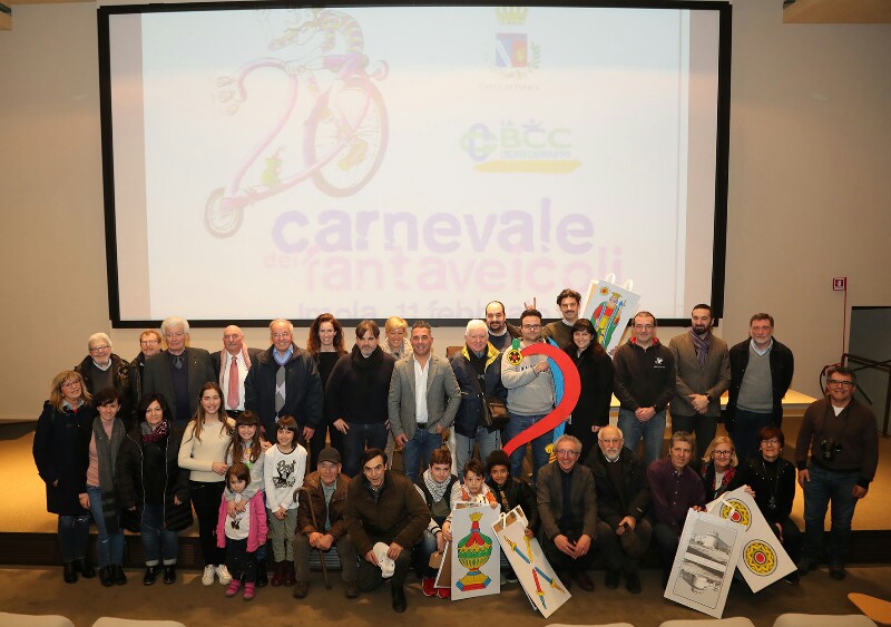 INCONTRO CELEBRATIVO VENTENNALE DEL CARNEVALE DEI FANTAVEICOLI.