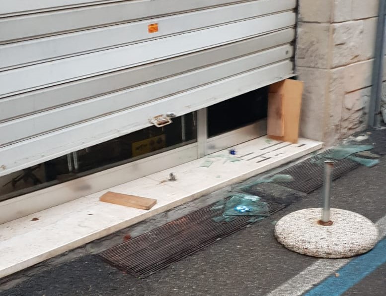 IMOLA FURTO A DRONELAND L’APPELLO DEL COMMERCIANTE AI CITTADINI