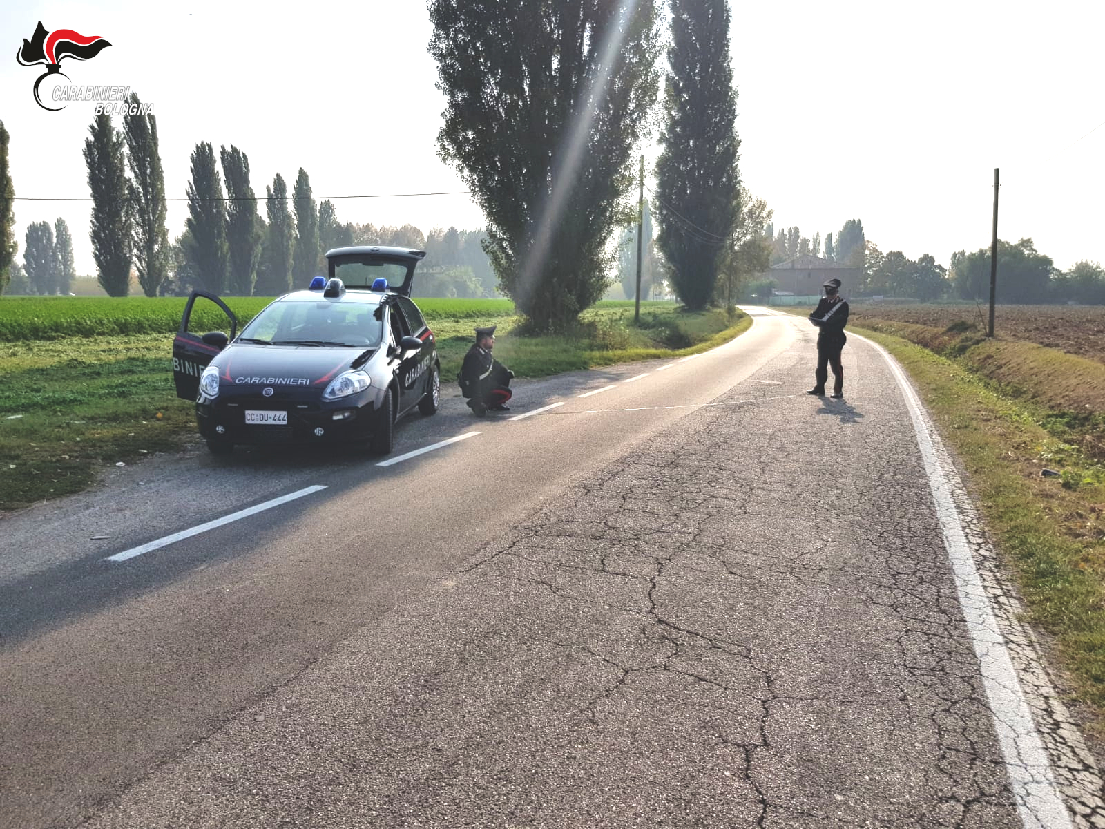 IMOLA  GUIDA URBIACO E FINISCE FUORI STRADA  AUTOMOBILISTA DENUNCIATO DAI CARABINIERI