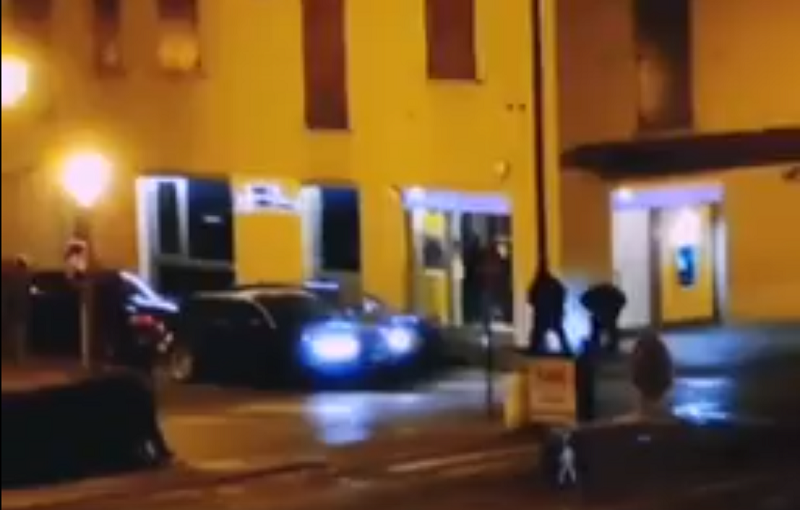 MAZZONI E BASSO (LEGA EUROPARLAMENTO): “ANCORA UN’ALTRA AZIONE CRIMINALE A CASTEL SAN PIETRO, POLITICA PRENDA SICUREZZA SUL SERIO” (VIDEO)