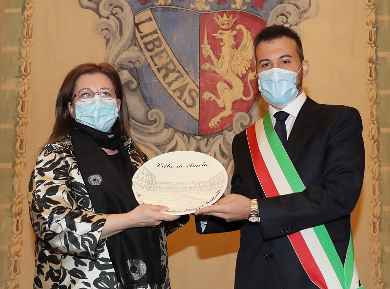 IL SINDACO MARCO PANIERI HA RICEVUTO IL CONSOLE GENERALE DELLA ROMANIA A BOLOGNA, DANIELA MARIA DOBRE