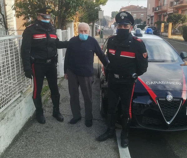 Imola – Gli rubano l’auto a 101 anni, ma i Carabinieri gliela ritrovano.