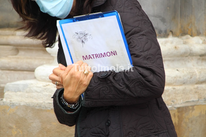 La giunta Panieri aumenta il costo delle location per i matrimoni, l’Ass. Valori Comuni chiede spiegazioni.