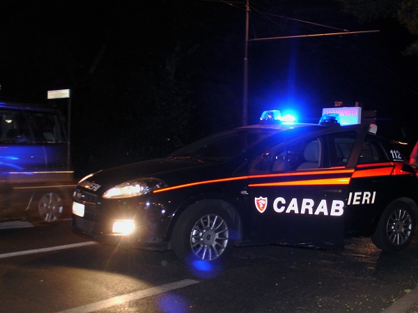 Un 47enne residente a Medicina viola il coprifuco e fugge all’alt dei carabinieri