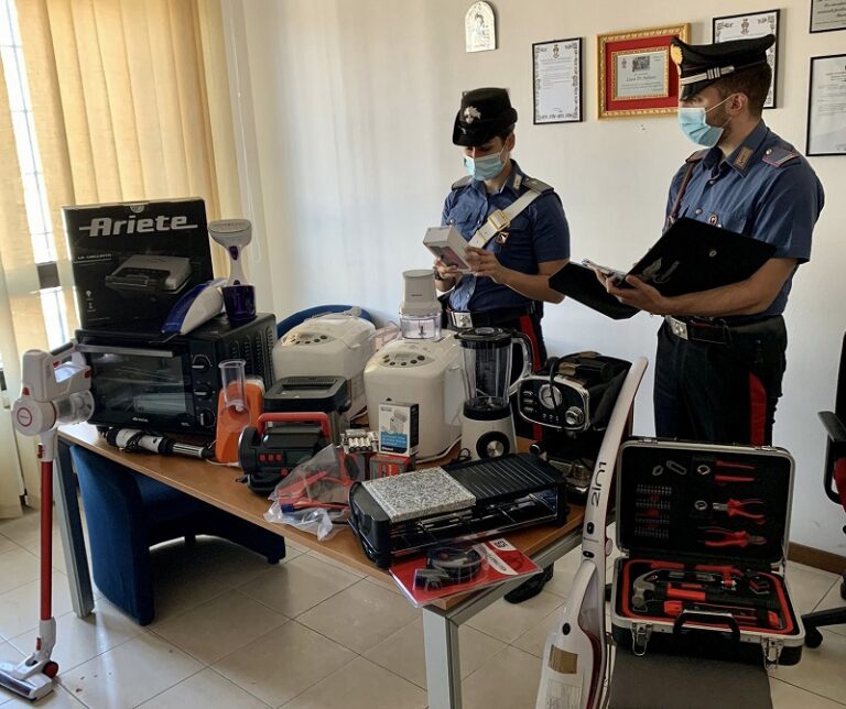 Rubava la merce dal luogo di lavoro, un 52enne residente ad Imola arrestato