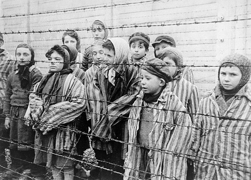 Greenpass e la Eva Kor, l’altra “Segre” dello Shoah