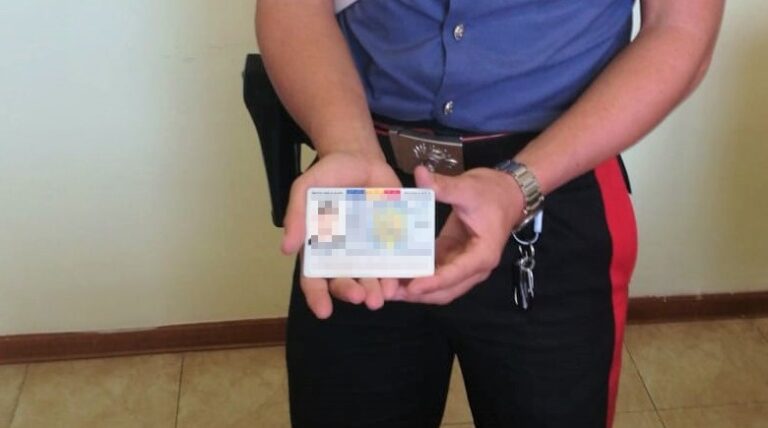 MEDICINA – TRASPORTATORE INCASTRATO DA UN CARABINIERE APPASSIONATO DI “FALSO E ANTICONTRAFFAZIONE DOCUMENTALE”.