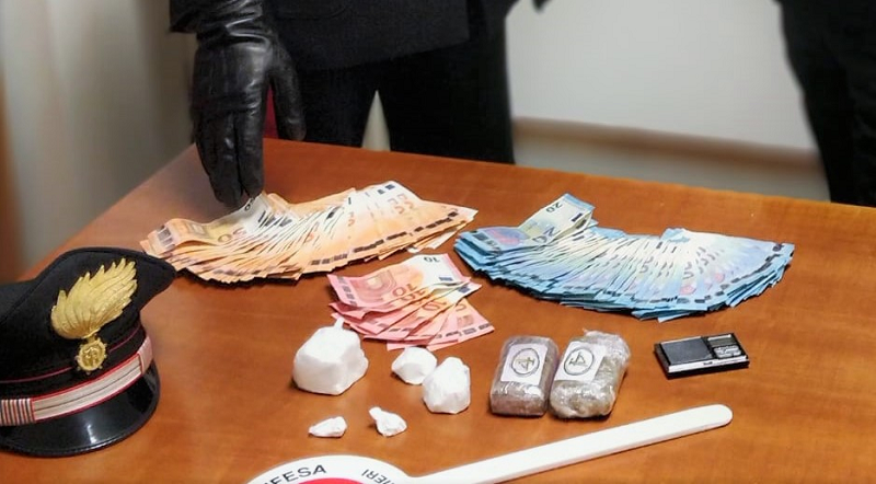 TRAFFICO DI DROGA IN VIA SELICE. 29ENNE MAROCCHINO ARRESTATO DAI CARABINIERI.