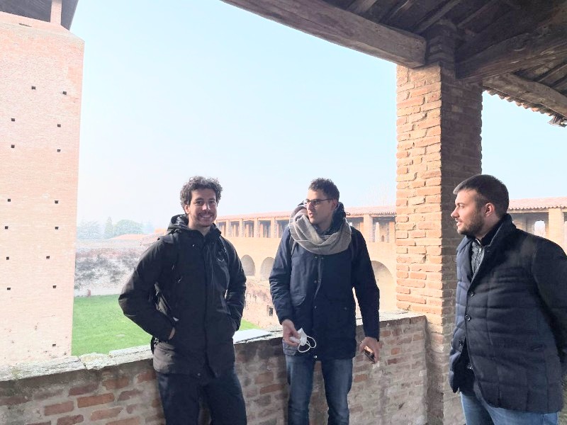 Le “tre(dis)grazie” del marchio tossico in giro per Imola.