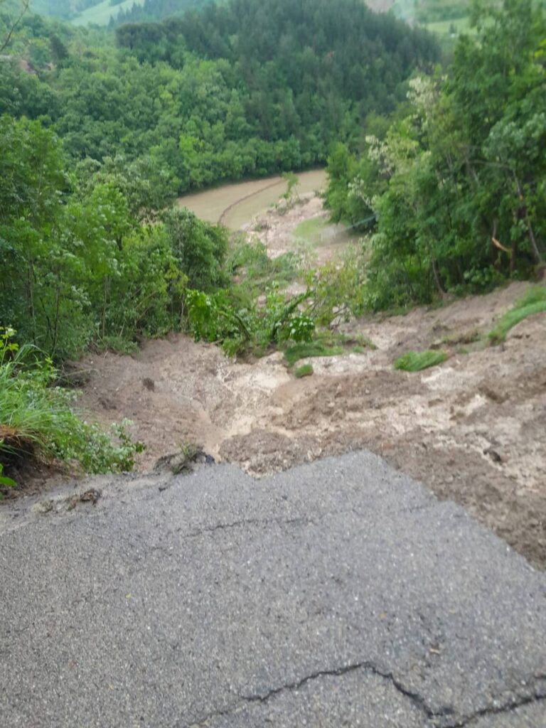 Emergenza in collina: Bisogno di aiuti tempestivi, riduzione della burocrazia e ricostruzione del territorio