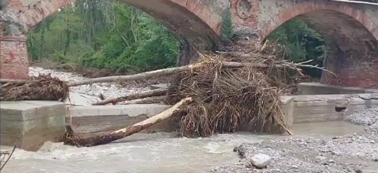 Emergenza idrica e idrogeologica: Scuole chiuse e situazioni di frane a Castel San Pietro Terme