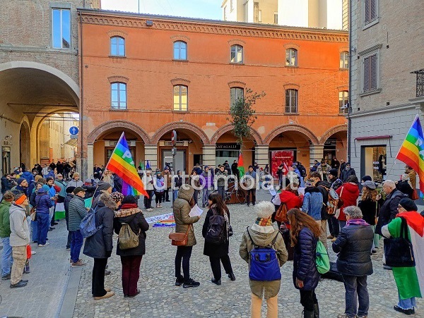 La manifestazione Pro “Palle” di Imola l’ennesima sceneggiata dei soliti noti