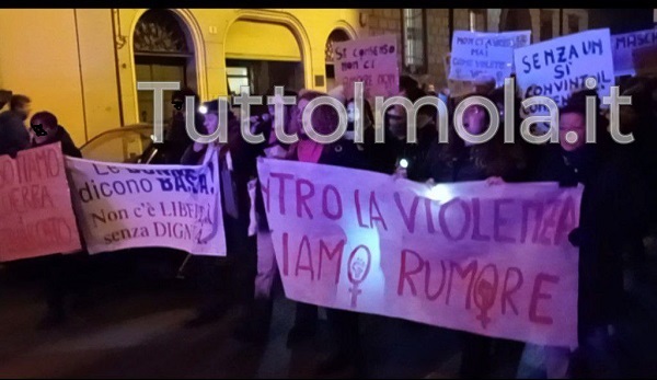 Il delirio della Commissione Pari Opportunità di Imola: quando dire “sei mia” diventa crimine…