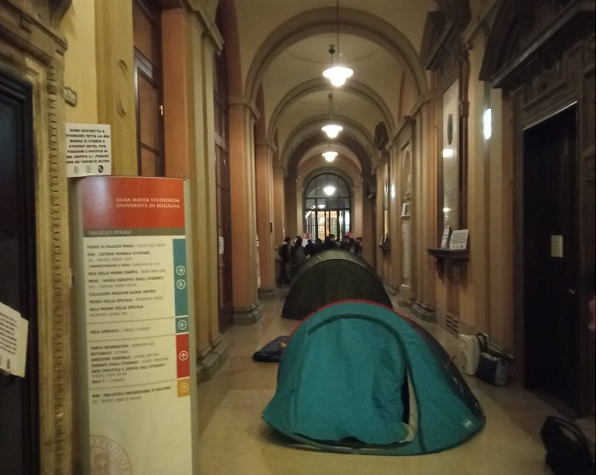 La Regione ER si autocelebra: «Abbiamo il sistema universitario più attrattivo d’Italia». Ma è davvero così?
