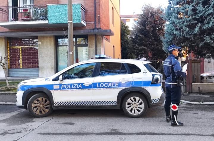Imola, malore improvviso: trovata senza vita una donna di 59 anni