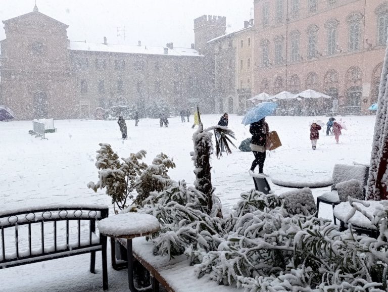 Imola: mercoledì 7 gennaio chiuse tutte le scuole per rischio ghiaccio