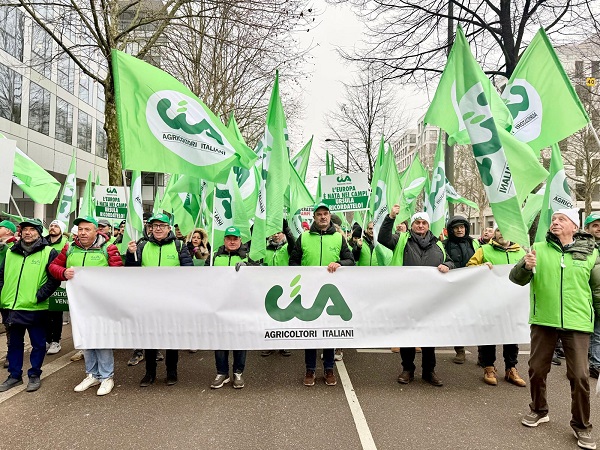 Da Imola a Strasburgo – La sinistra agricola si ribella alla sua stessa UE