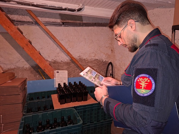 Fate attenzione a che olio comprate: nel Ravennate scoperto un traffico di falso extravergine