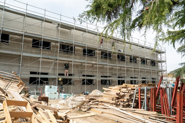Imola, edilizia scolastica: sopralluogo del sindaco Panieri nei cantieri