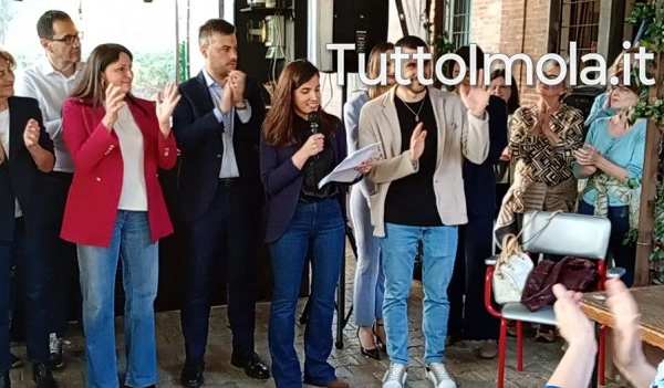 “A tutta Imola”… di multe, buche e retorica: Panieri presenta la lista PD e lancia lo slogan della (finta) ripartenza