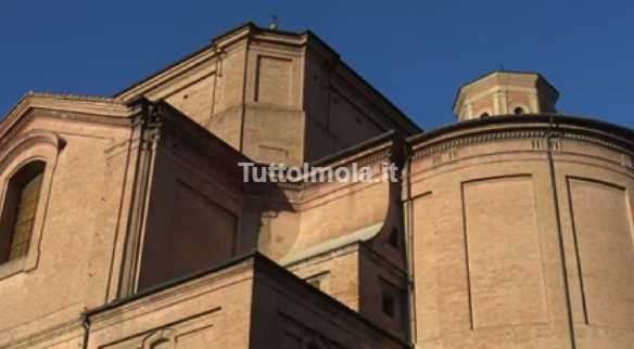 Imola, violenta aggressione in Piazza del Duomo: appello alla legalità di “Noi per Imola”