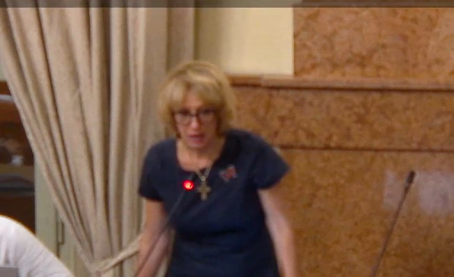 Manuela Sangiorgi  Area Blu, conti in bilico: “Cantieri lumaca e debiti, i cittadini pagano”