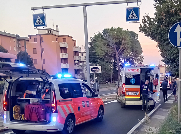 Imola, coppia travolta sulle strisce in viale Amendola: entrambi in terapia intensiva. Patto per il Nord chiede un sottopasso al Leonardo